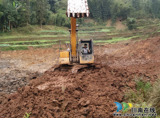 大石乡：耗资1300万&nbsp;大太路工程进入最后攻坚(图2)