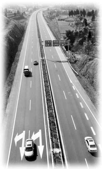 高速公路利润竟能超过茅台&nbsp;横根杆子就要钱(图1)