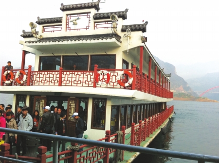 旅游连环套：6小时6次隐性购物&nbsp;轮番“哄诈”游客(图1)