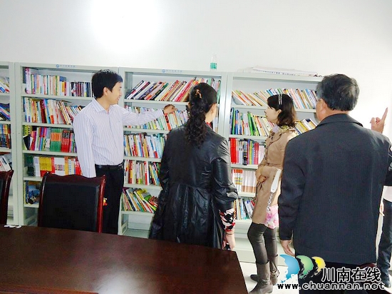 水尾镇：团县委领导到水尾镇调研工作(图2)