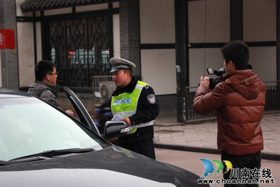 叙永公安交警“四举措”狠抓辖区交通管理工作(图4) 叙永公安交警“四举措”狠抓辖区交通管理工作(图4)