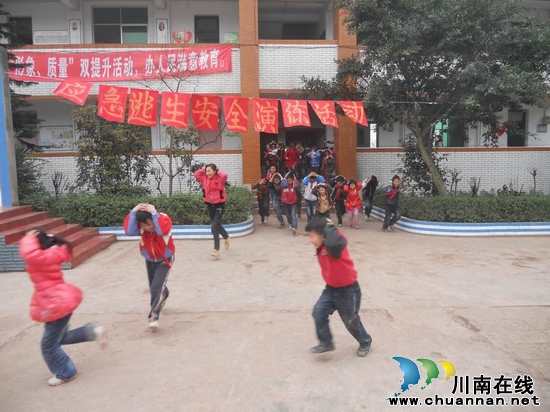宜宾县多措并举确保15万师生安全
