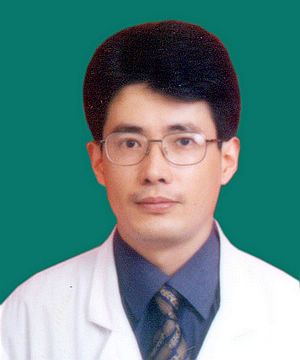 专家热线:小孩长时间用手机 影响视力(图1) 专家热线:小孩长时间用手机 影响视力(图1)