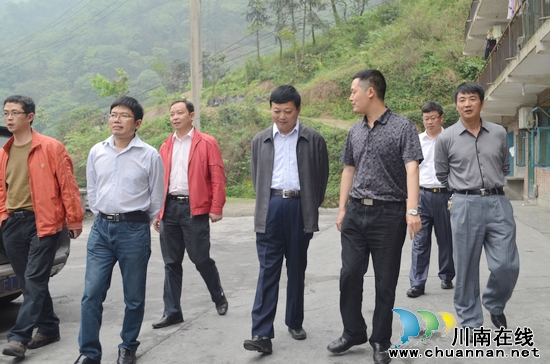 川煤集团党委书记尹道金到威达公司叙永煤矿调研(图1)
