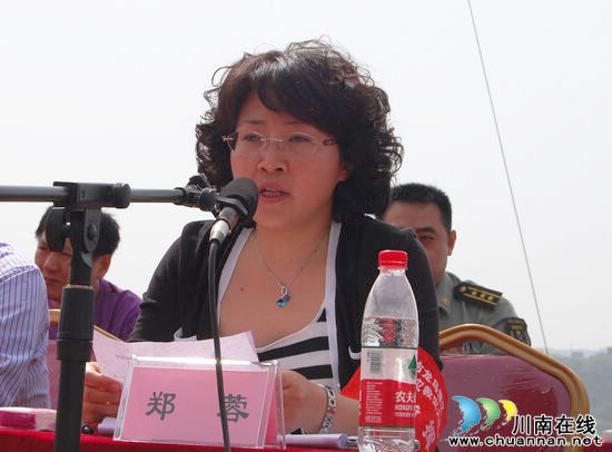 龙马潭:防灾救灾实战演练 3000余人“大救援”(图14) 龙马潭:防灾救灾实战演练 3000余人“大救援”(图14)
