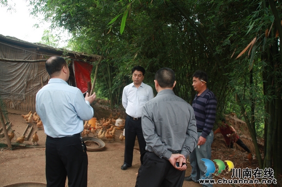 泸州市委老干局:真情实意开展帮扶工作(图4) 泸州市委老干局:真情实意开展帮扶工作(图4)