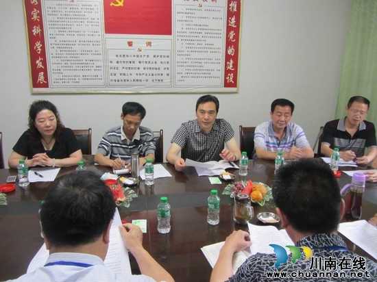 密溪乡:合江县政协对真龙柚产业发展进行专题调研(图1) 密溪乡:合江县政协对真龙柚产业发展进行专题调研(图1)