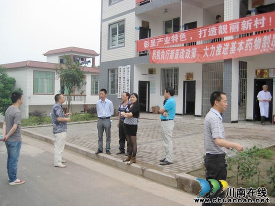 密溪乡:新村建设试点项目迎接县级部门验收(图2) 密溪乡:新村建设试点项目迎接县级部门验收(图2)