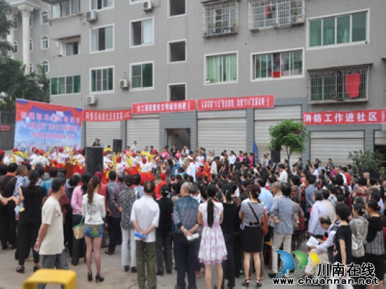 合江"消防安全工作进社区"助推创建四川省文明城市(图2) 合江"消防安全工作进社区"助推创建四川省文明城市(图2)