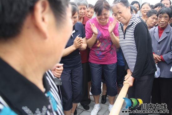 罗汉镇:新农村新风尚 上庄村举办第一届农民运动会(图2) 罗汉镇:新农村新风尚 上庄村举办第一届农民运动会(图2)