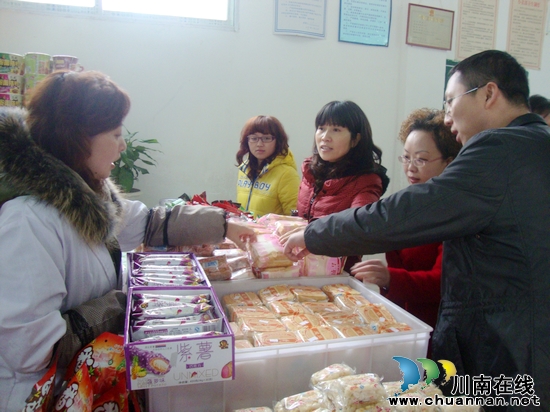 宜宾县接受市食品卫生联合执法检查获好评(图1)
