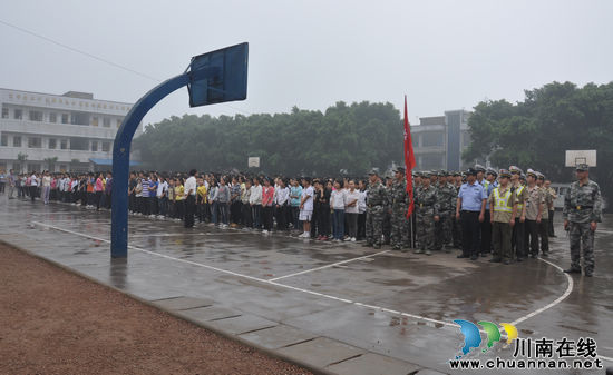 云锦镇：开展防灾救灾应急演练(图5)