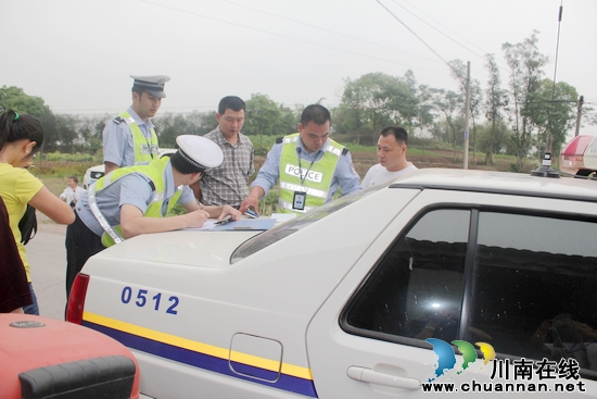 喻寺镇:切实加强村级道路交通安全检查(图2) 喻寺镇:切实加强村级道路交通安全检查(图2)