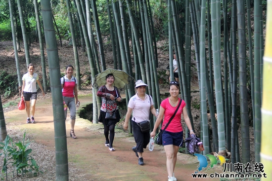 龙车镇:市级景区鼓楼山 渐成城郊"健身游"热地(图1) 龙车镇:市级景区鼓楼山 渐成城郊"健身游"热地(图1)