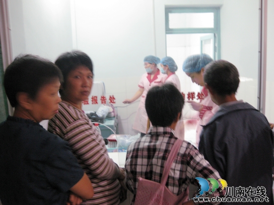龙城生殖健康服务队走进泸县兆雅(图1) 龙城生殖健康服务队走进泸县兆雅(图1)