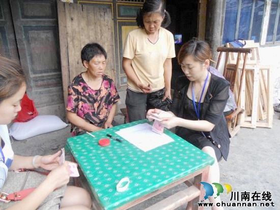 黄坭乡:恢复重建暖受灾群众心窝(图2) 黄坭乡:恢复重建暖受灾群众心窝(图2)