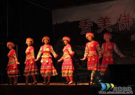 泸州：“秀美佛宝风情演出”在玉兰山首次亮相(图1)