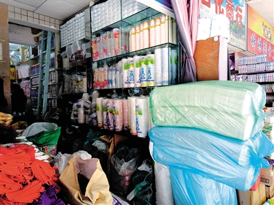 打包小心“毒餐盒” 专家:尽量少用或不使用(图2) 打包小心“毒餐盒” 专家:尽量少用或不使用(图2)