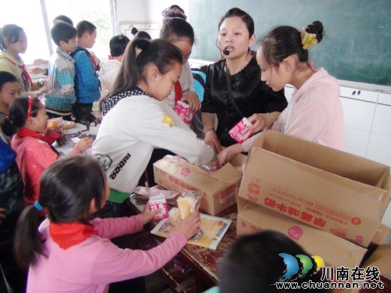 马岭镇中心校:国家实施营养餐 学生健康有保障(图5) 马岭镇中心校:国家实施营养餐 学生健康有保障(图5)