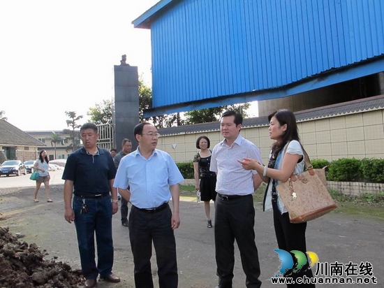 奇峰镇:扶优扶强促酒业发展(图2) 奇峰镇:扶优扶强促酒业发展(图2)