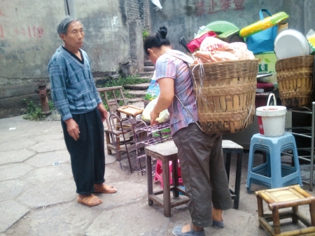 宜宾屏山移民进入大规模搬迁阶段(图3) 宜宾屏山移民进入大规模搬迁阶段(图3)