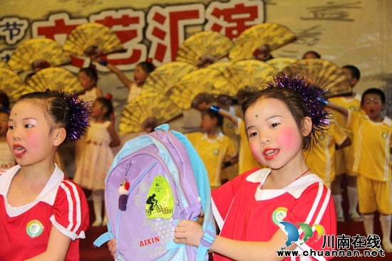 纳溪区龙车镇小学第四届校园文化艺术节掠影(图3) 纳溪区龙车镇小学第四届校园文化艺术节掠影(图3)