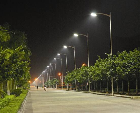 泸州市绕城大道&nbsp;夜黑事故多
