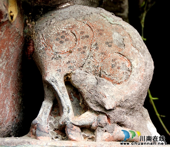 古蔺:发现清代墓葬群 精湛技艺巧夺天工(图3) 古蔺:发现清代墓葬群 精湛技艺巧夺天工(图3)