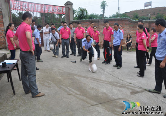 合江消防"授人以渔"&nbsp;提升民爆行业从业者消防技能(图4)