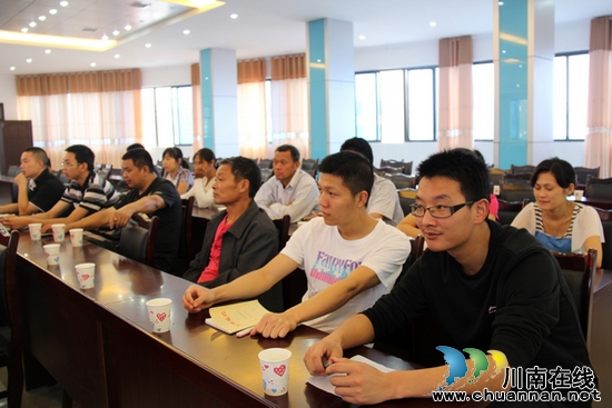 毗卢镇：入党培训提高素质&nbsp;积极靠拢党组织(图2)