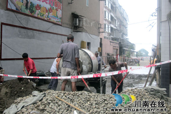 特兴镇：突击治理&nbsp;让背街小巷整洁亮丽更宜居(图1)