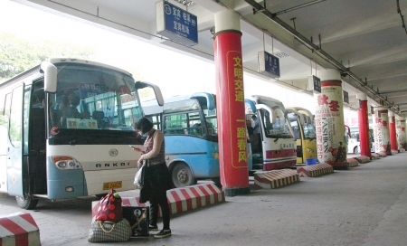 自贡内江 最有条件推“城际公交”实现“同城化”(图1) 自贡内江 最有条件推“城际公交”实现“同城化”(图1)