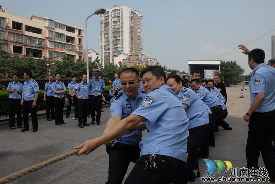 泸州市交警支队党总支举办主题活动庆"七一"(图4) 泸州市交警支队党总支举办主题活动庆"七一"(图4)
