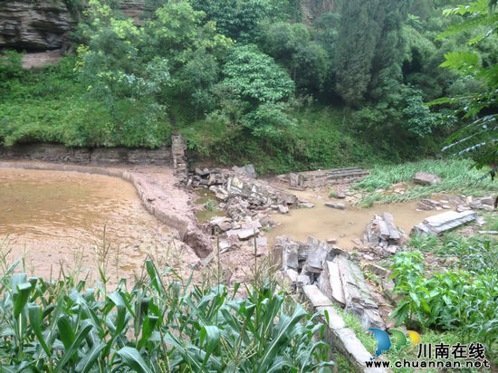 特大暴雨来袭 泸州市合江尧坝镇上湾村避险成功(图1) 特大暴雨来袭 泸州市合江尧坝镇上湾村避险成功(图1)