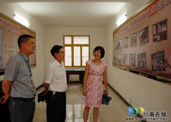泸州市委宣传部机关党委书记陈文一行参观石坝彝乡建设(图6) 泸州市委宣传部机关党委书记陈文一行参观石坝彝乡建设(图6)
