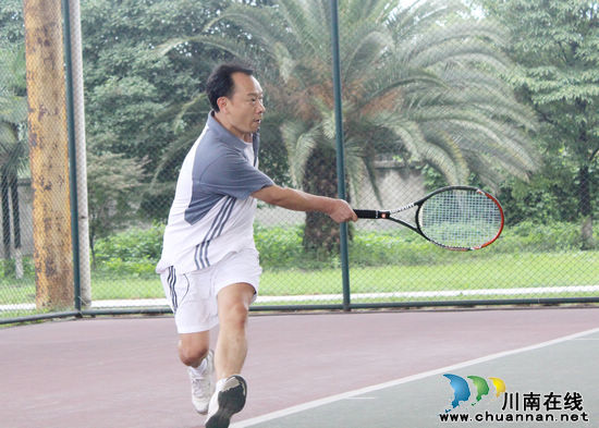 泸医附院网球协会组队参加省级赛事取得优异成绩(图1)