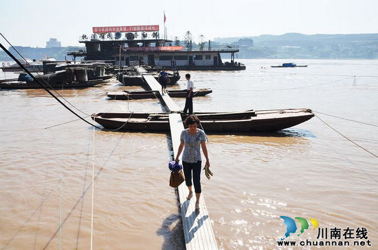 新一轮洪峰过境&nbsp;泸州开展两江防汛巡查确保安全渡汛(图2)
