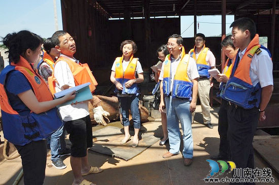 新一轮洪峰过境&nbsp;泸州开展两江防汛巡查确保安全渡汛(图1)
