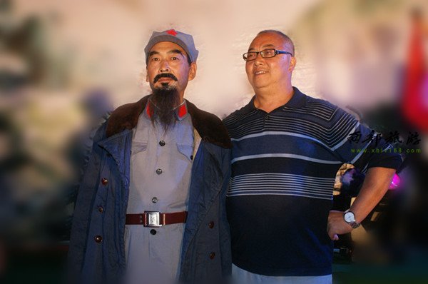 退伍老兵王先伦:从红色书法家到周恩来扮演者(图6) 退伍老兵王先伦:从红色书法家到周恩来扮演者(图6)