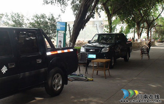 泸州市城管局：集中整治&nbsp;着力解决占道顽症(图2)