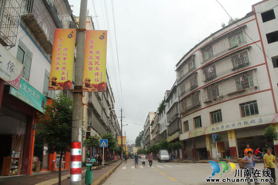 龙车镇：温馨标语上街道，巷尾街头话廉政(图2)