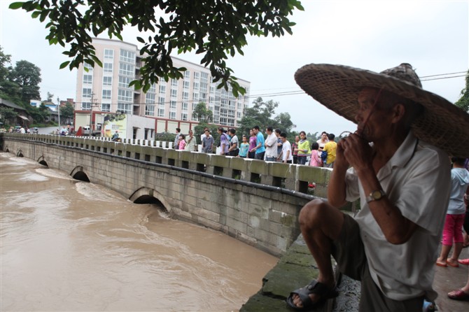 泸县“7.22”暴雨灾害（组图）(图9)