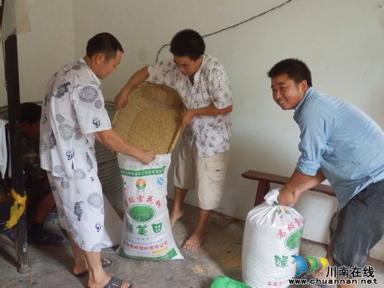 白米乡：停航封渡挡不住抗洪抢险脚步(图3)