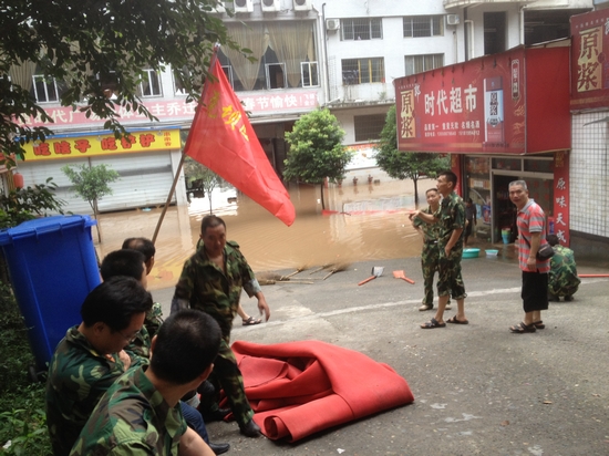 尧坝镇：永远战斗在抢险第一线(图3)