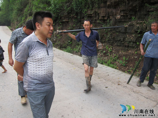 实录乡:第一时间解民忧 政民联合减灾情(图2) 实录乡:第一时间解民忧 政民联合减灾情(图2)
