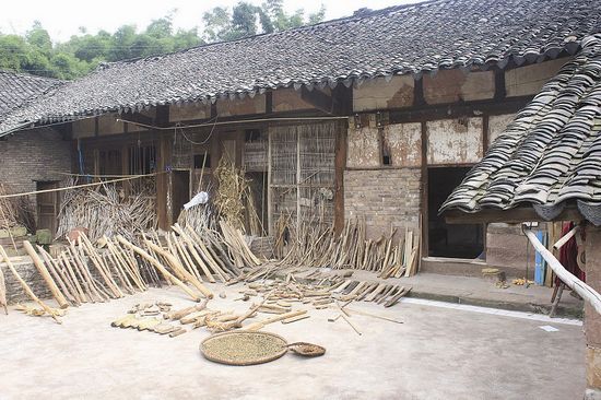 栗峰山庄:那座经典川南民居里的故事(图2) 栗峰山庄:那座经典川南民居里的故事(图2)