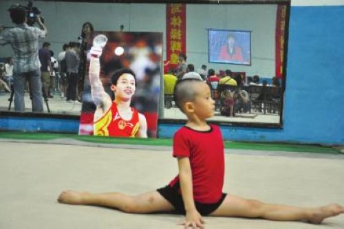 泸州刮起“邹凯风”&nbsp;教练每天接十几个咨询电话(图2)