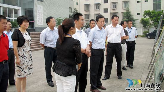 省纪委高度肯定江阳区通滩镇的“三项建设”工作(图1) 省纪委高度肯定江阳区通滩镇的“三项建设”工作(图1)