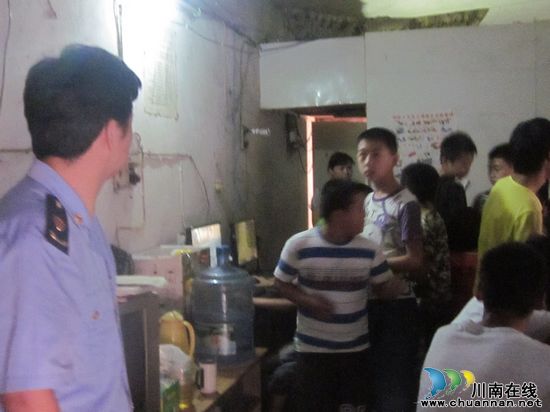 泸县牛滩镇:黑游戏厅“落网记”(图1) 泸县牛滩镇:黑游戏厅“落网记”(图1)