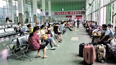 铁路暑运进入尾声&nbsp;客流量回归正常(图1)